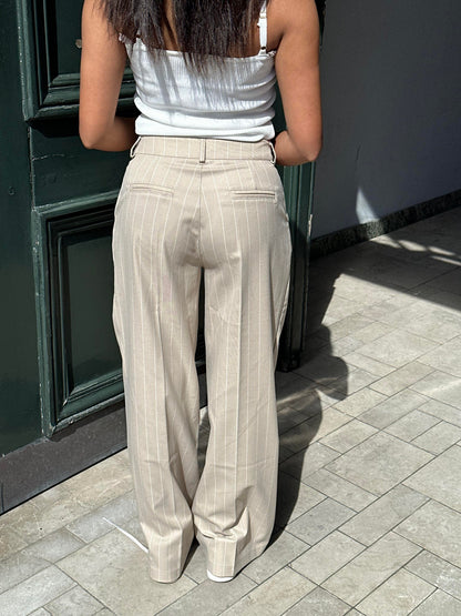 Arlette suit pants - Beige with white stripes
