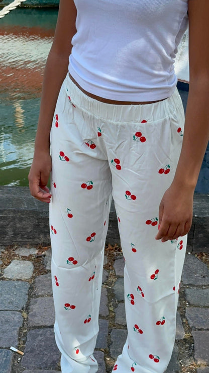 Sabira pants - White with cherries