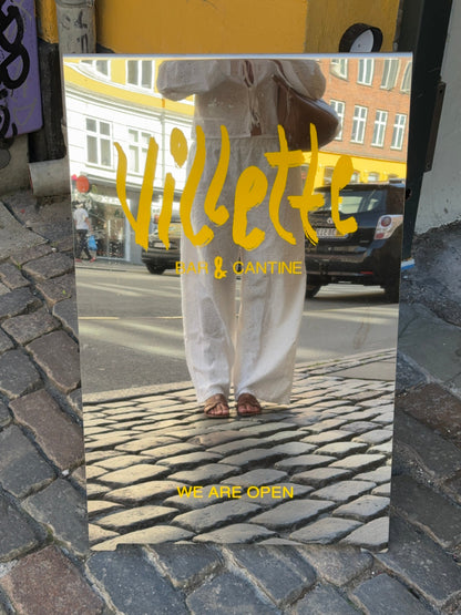 Mathilde Ravn pants with big embroidery - white