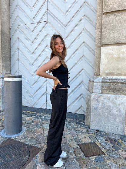 Kienna low-waisted suit pants - Black
