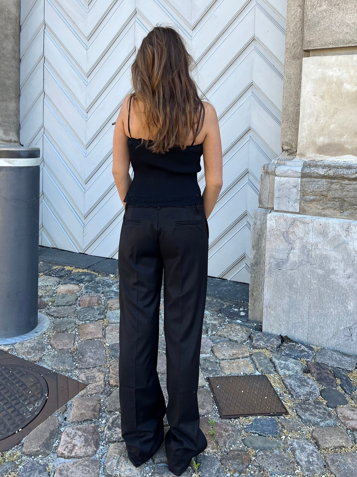 Kienna low-waisted suit pants - Black