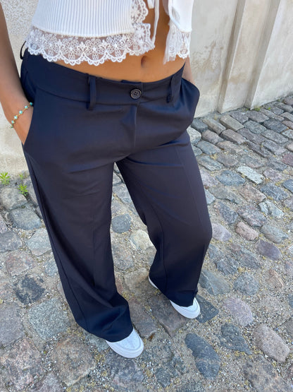 Kienna low-waisted suit pants - Navy