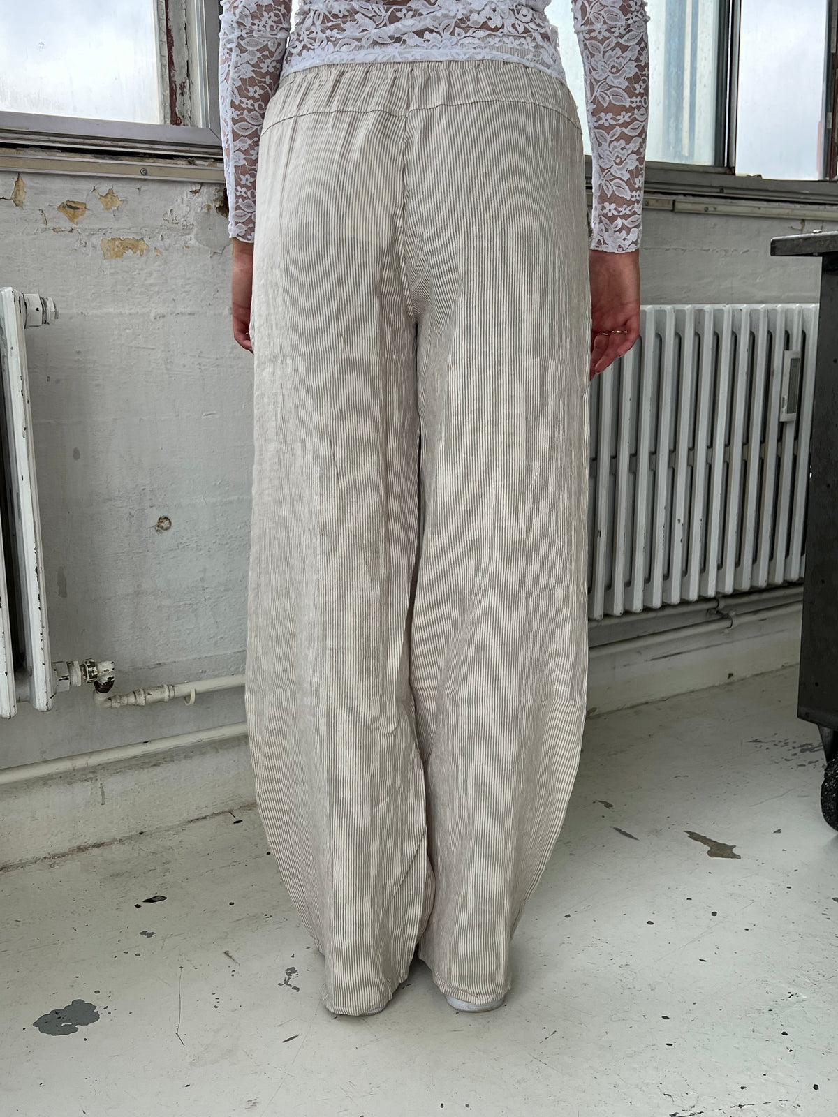 Milana linen pants - beige/white stripes