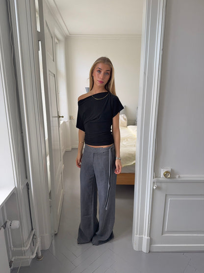 Ronya trousers with belt – Grey