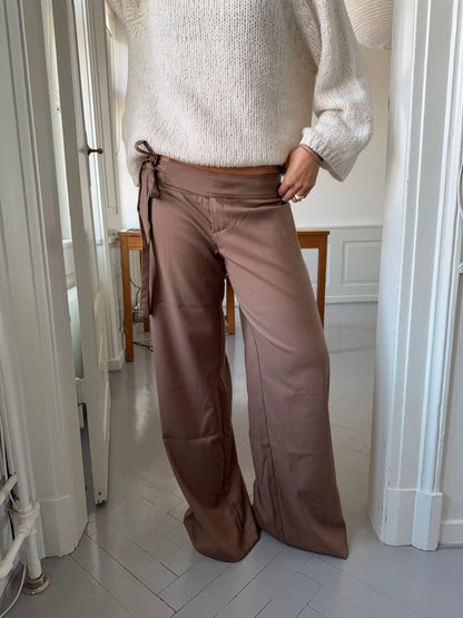 Buka pants with tie detail - Brown