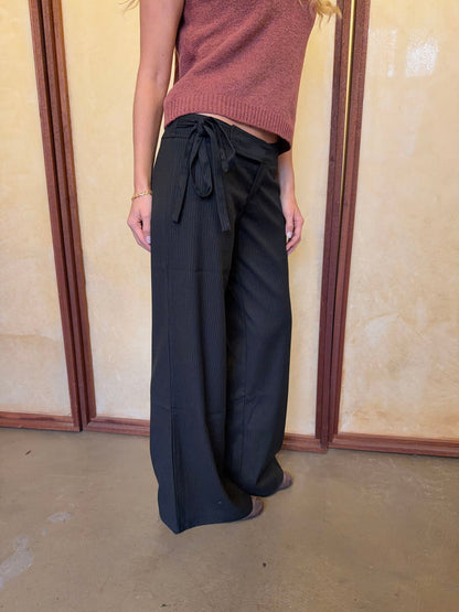 Buka pants with tie detail - Black
