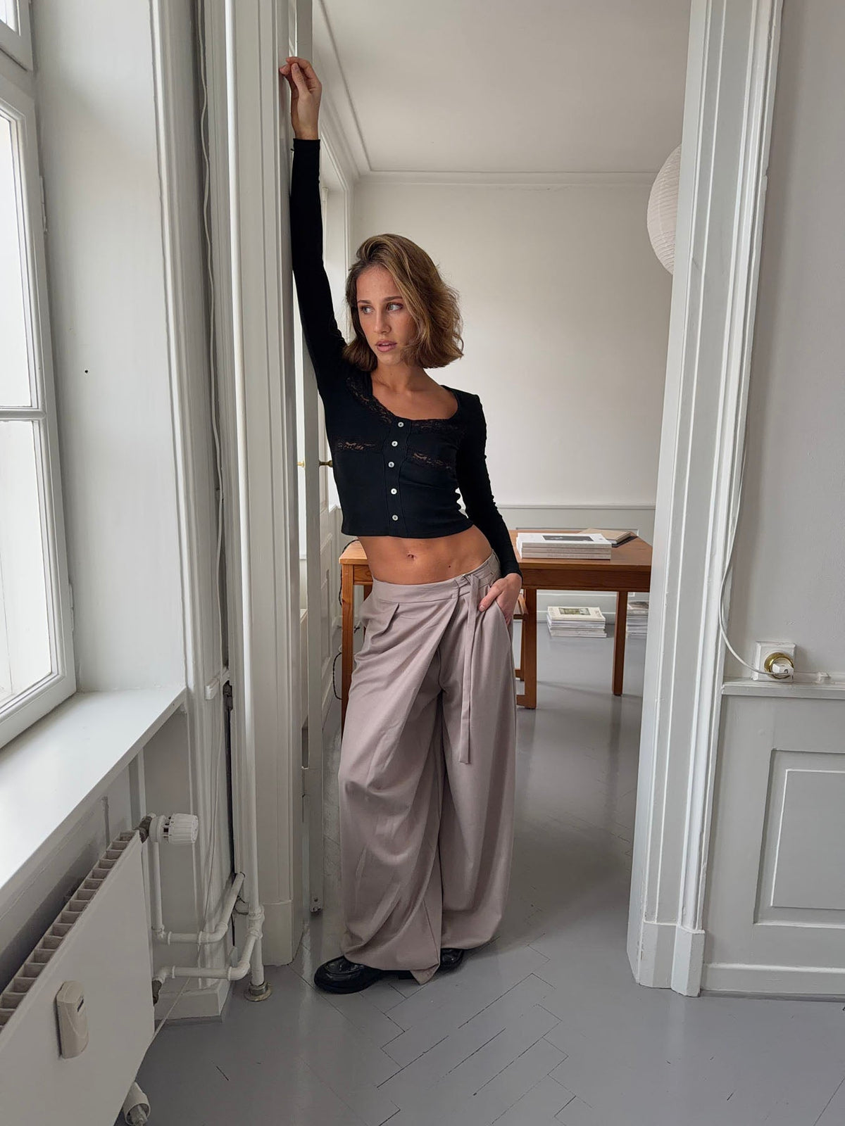 Trina suit pants with buckle detail - Beige
