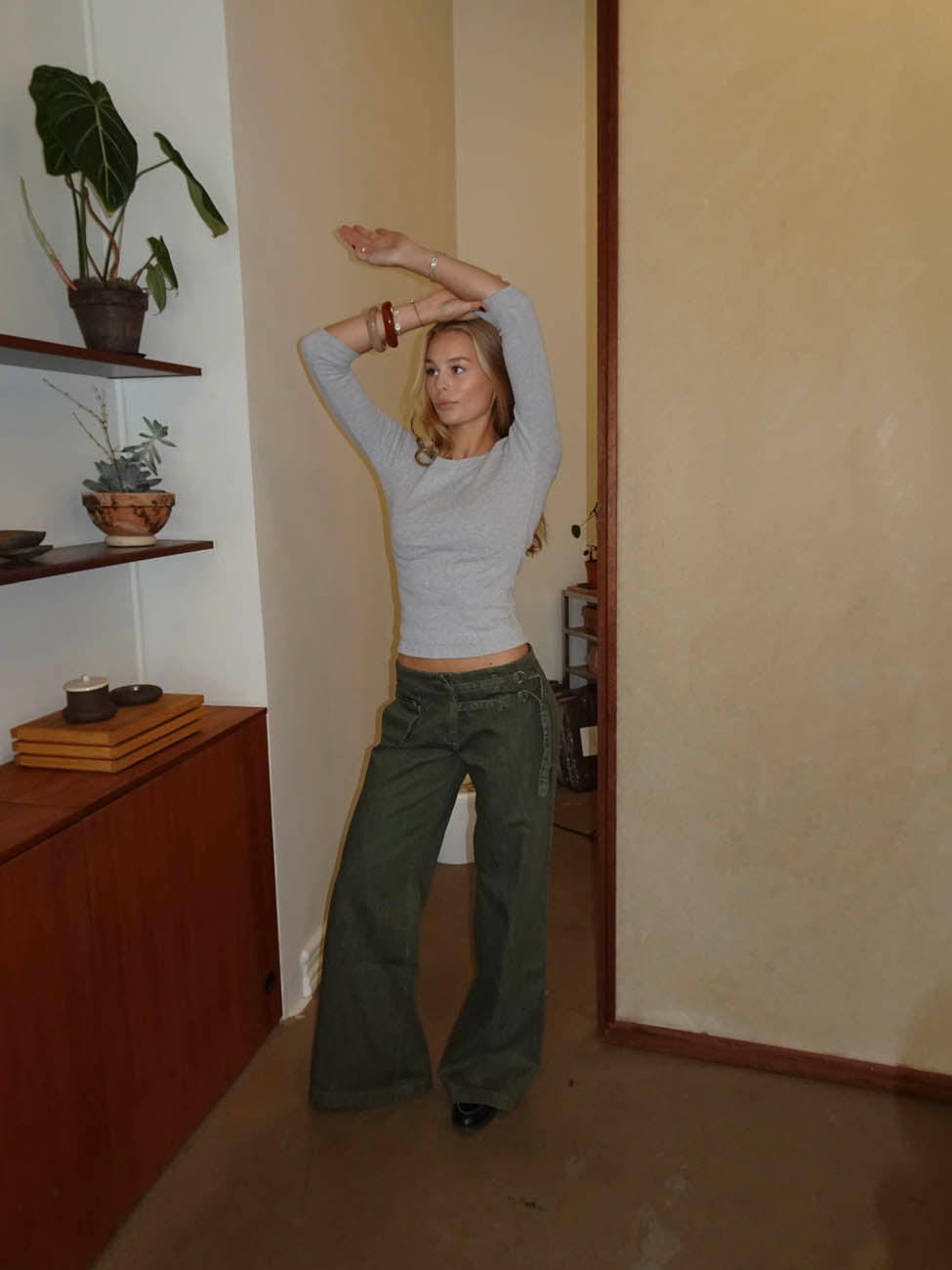 Sussa pants with details - Khaki