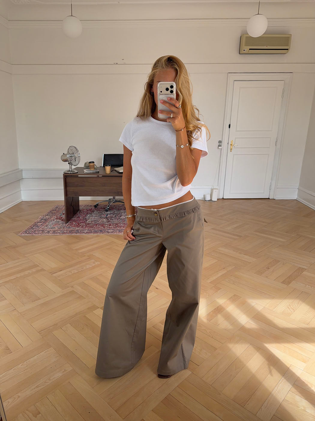 Asta trousers with details – Beige