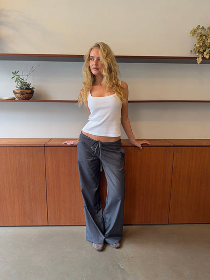 Gruja trousers with integrated belt – Grey