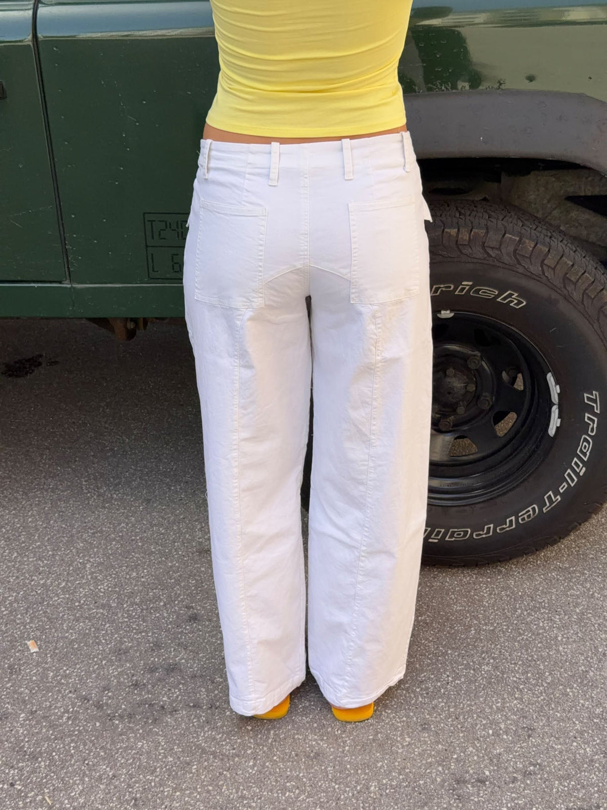 Salina pants with pocket detail - White