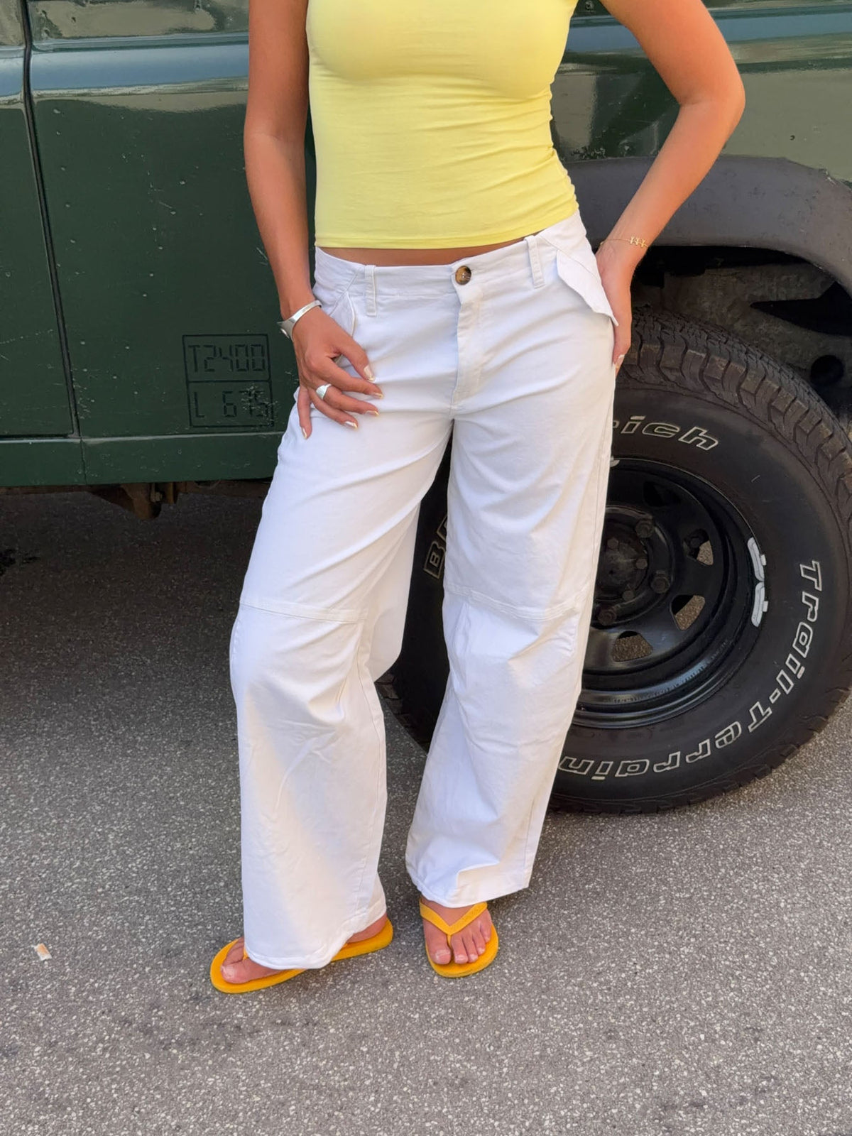 Salina pants with pocket detail - White