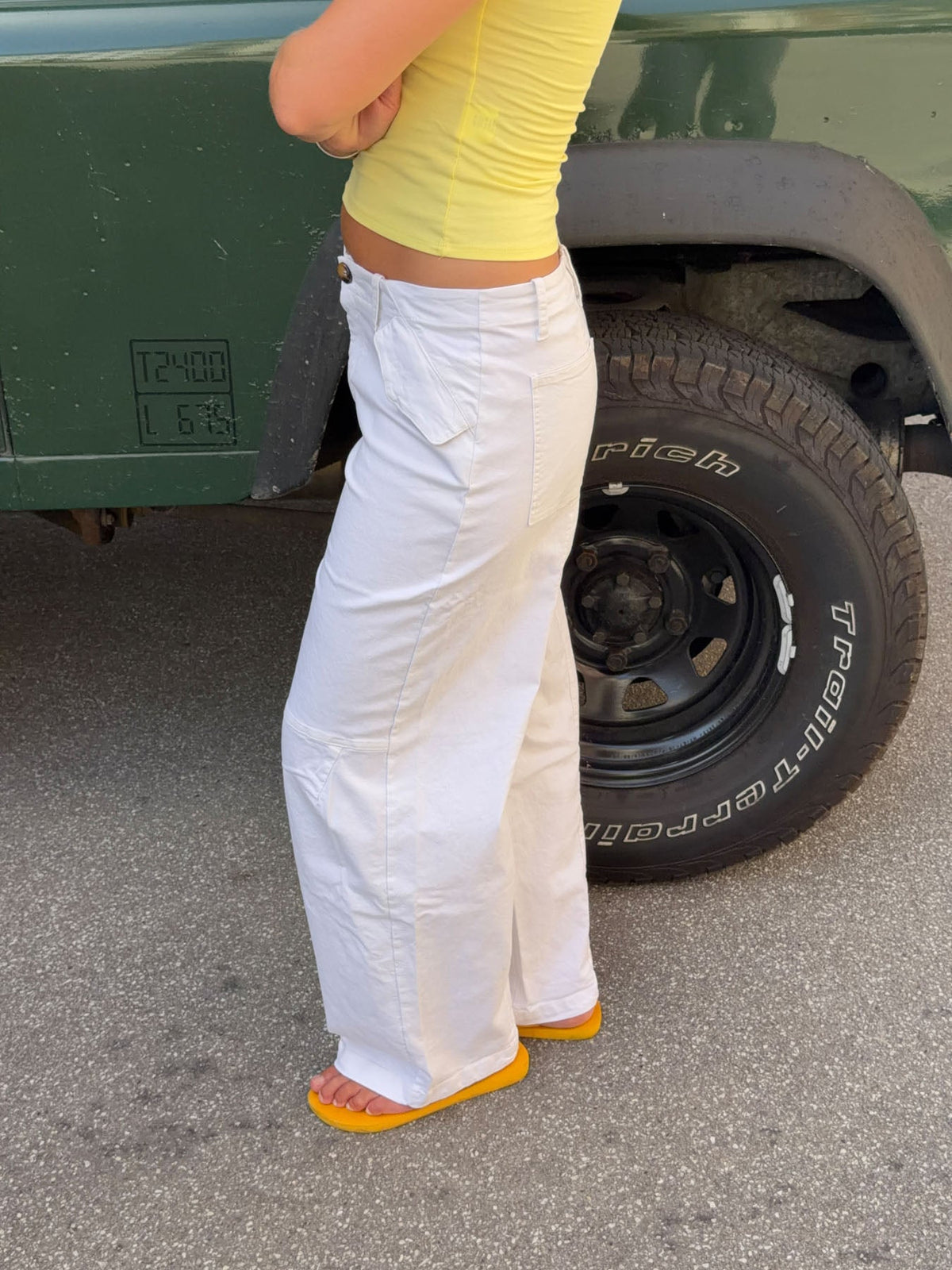 Salina pants with pocket detail - White