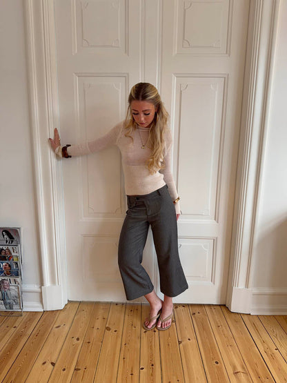 Taratina 3/4 pants with details – Grey