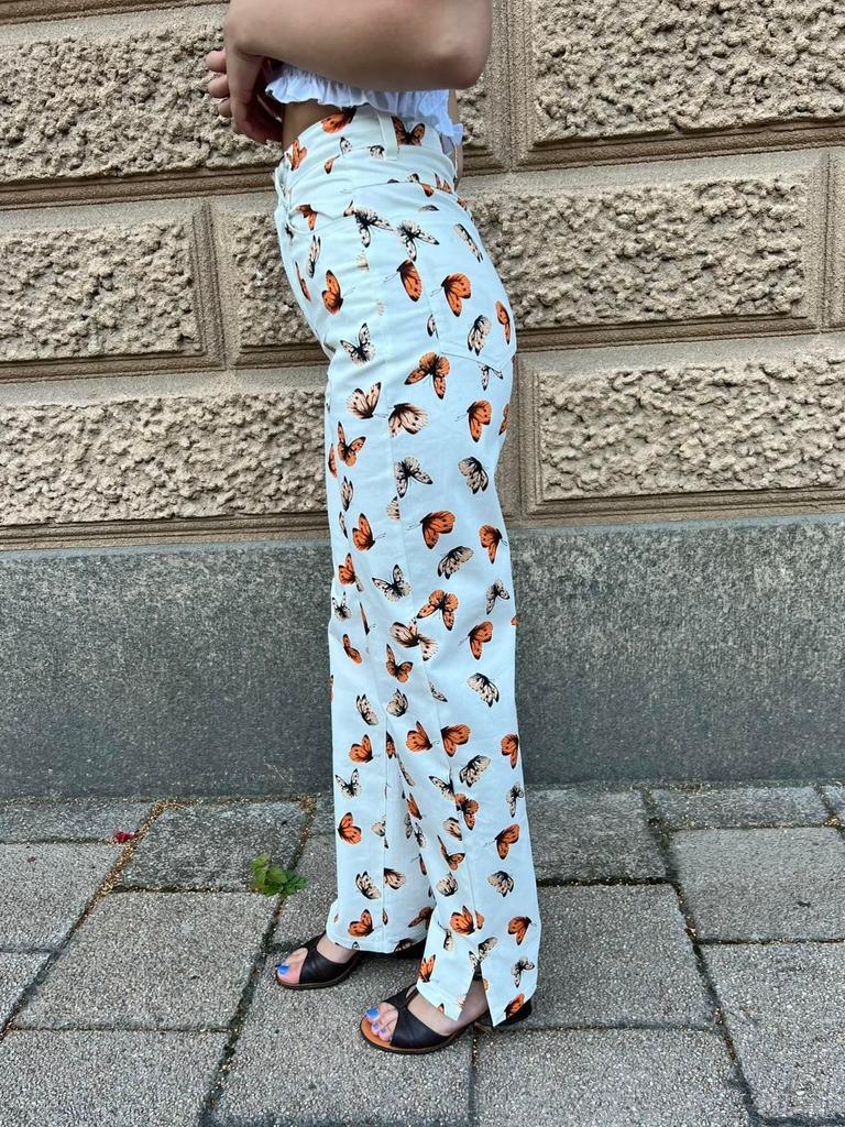 Felicia Brundin – butterfly pants