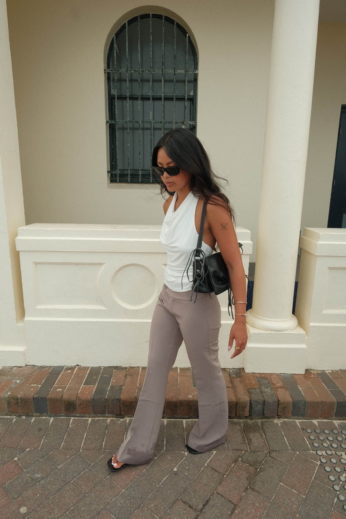 Adelita low waisted suit pants - Taupe