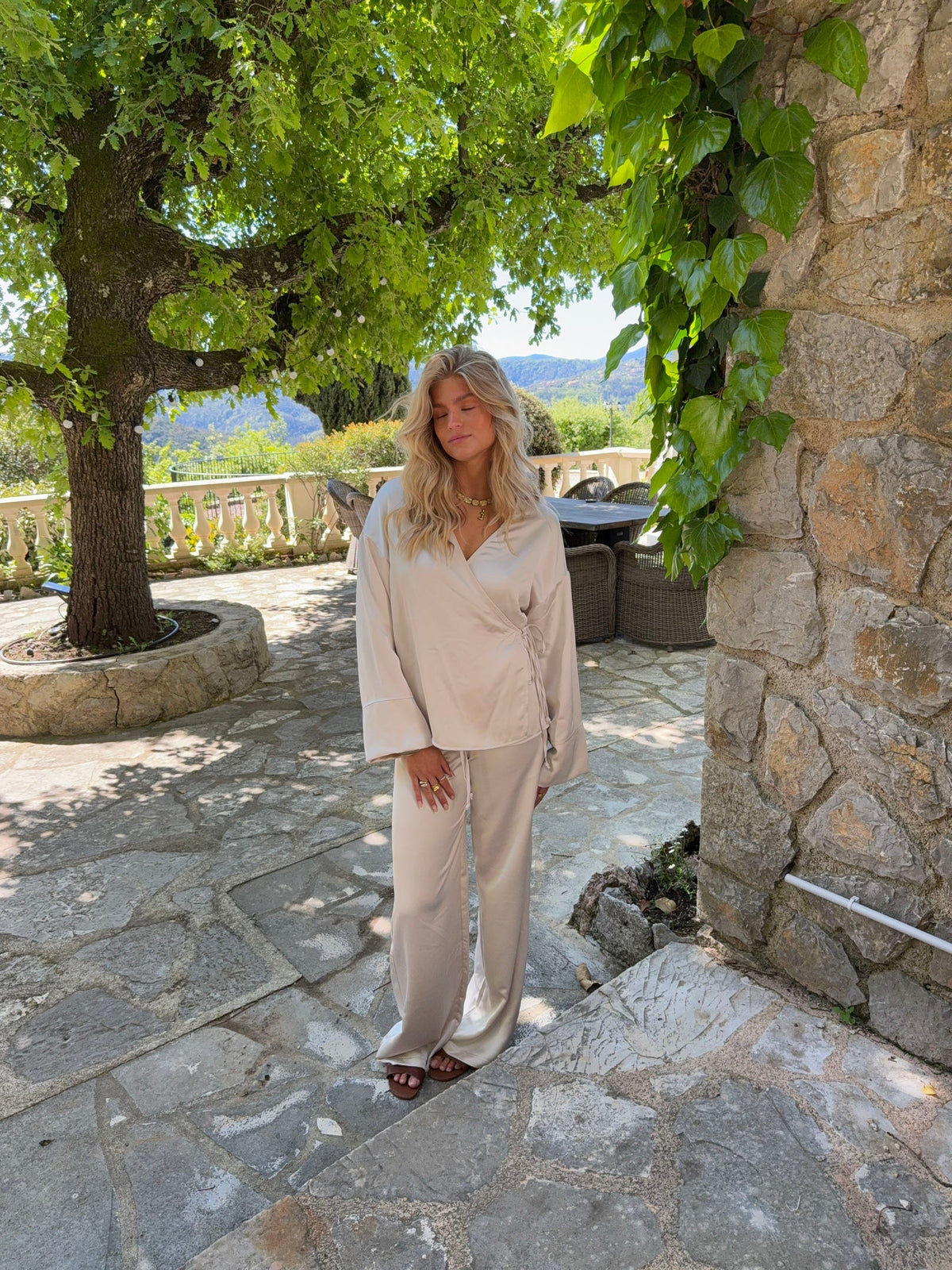 Cammie satin loose pants - White